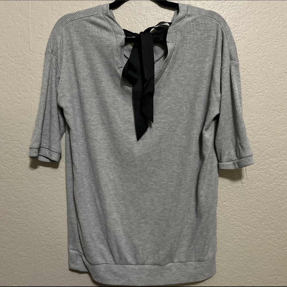 Gray long sleeve tunic
